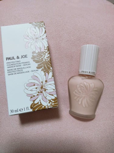 Paul & JOE
プロテクティングファンデーションプライマー 01
SPF50+ PA++++  30mL

免税店で3000円くらいでした！
2つセットで更に安いのもありました(他の種類もあります