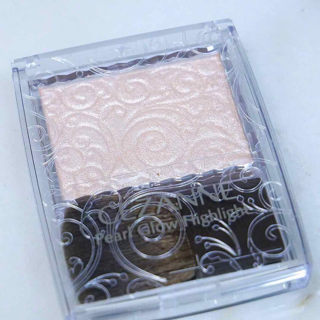 パールグロウハイライト/CEZANNE/パウダーハイライトを使ったクチコミ(1枚目)