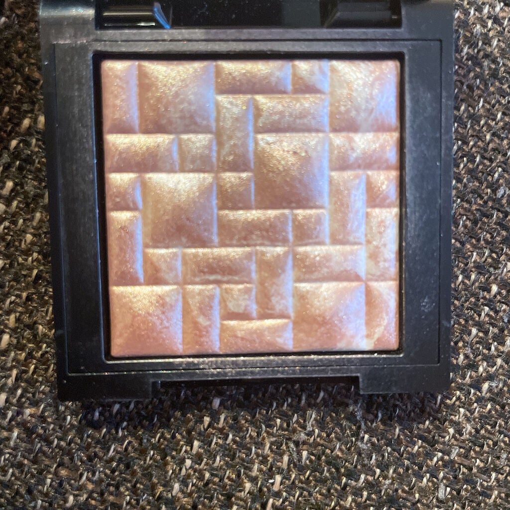 ハイライティング パウダー/BOBBI BROWN/パウダーハイライトを使ったクチコミ(2枚目)