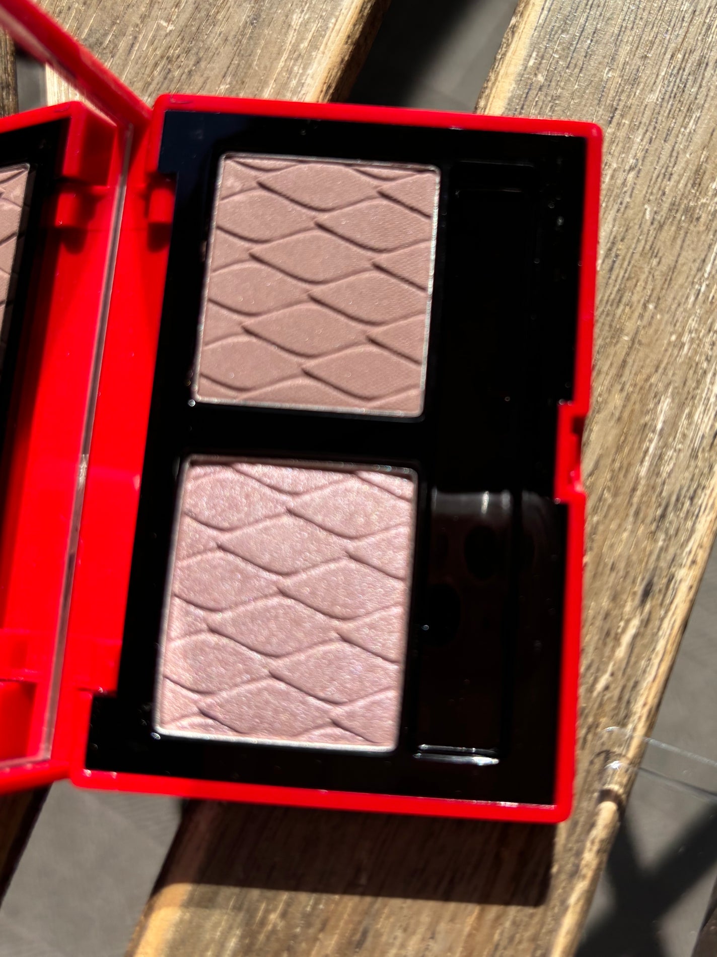 アブラカダブラ ルデュオ/クリスチャン ルブタン/アイシャドウパレットを使ったクチコミ(2枚目)