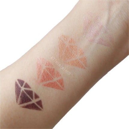 フロウレス リップ グロス/SUQQU/リップグロスを使ったクチコミ(4枚目)