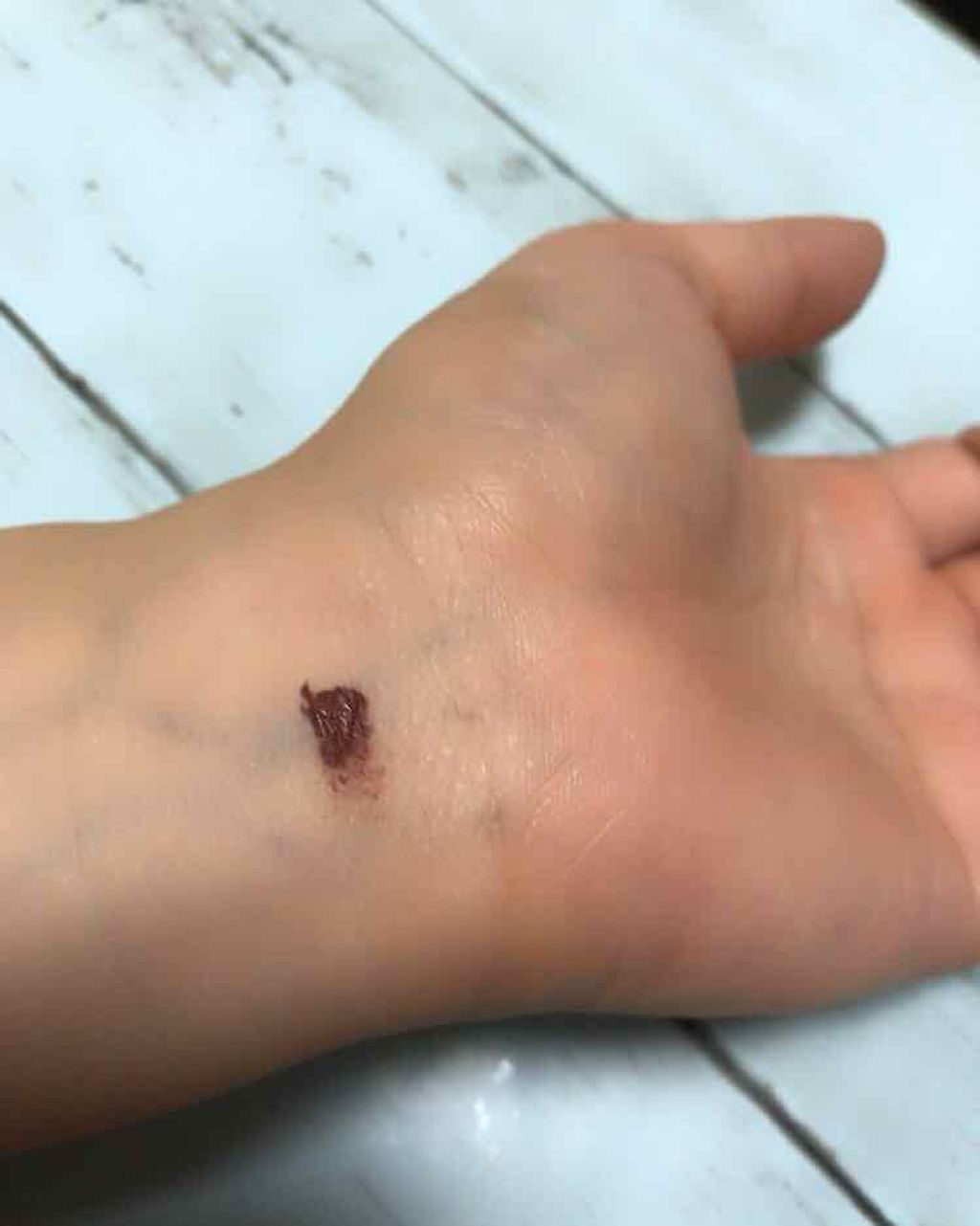 ファッションブロウ カラードラマ マスカラ バーガンディ/MAYBELLINE NEW YORK/眉マスカラを使ったクチコミ（3枚目）