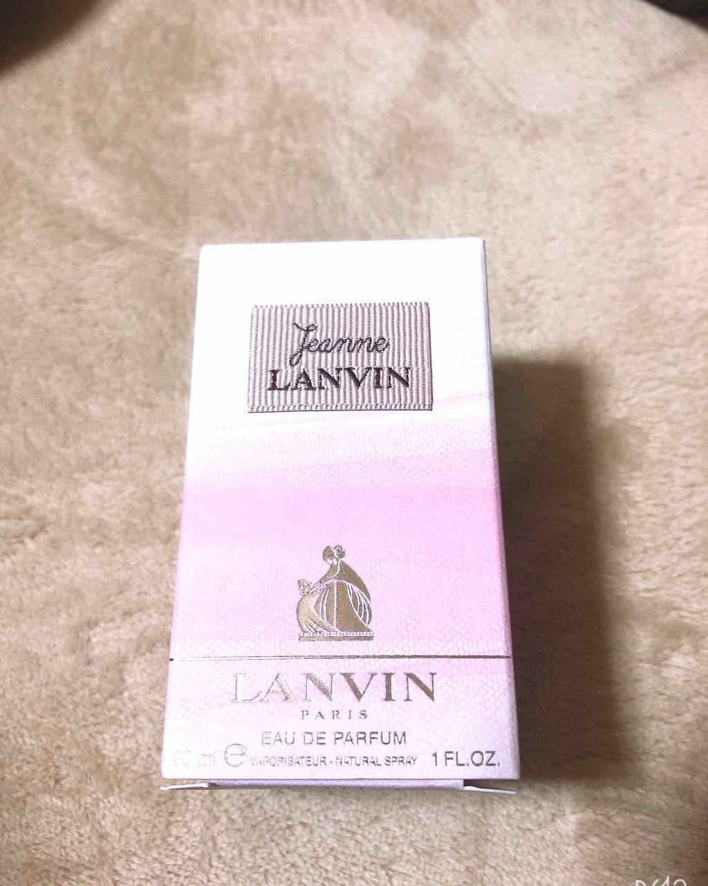 綺香 on LIPS 「近所のドラッグストアでLANVINのジャンヌが1900円という..」(1枚目)