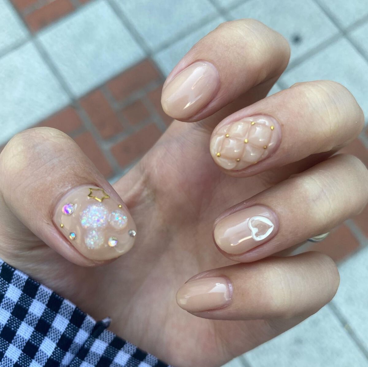 うさくまちゃん@YouTube on LIPS 「来週から新婚旅行〜!ネイルを買えました☺️🙌隠れミッキーが可愛..」(4枚目)