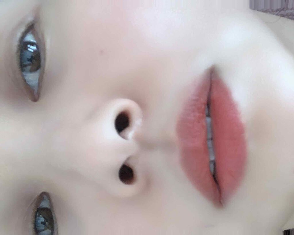 ブラーパウダーティント/EGLIPS/リップティントを使ったクチコミ（1枚目）