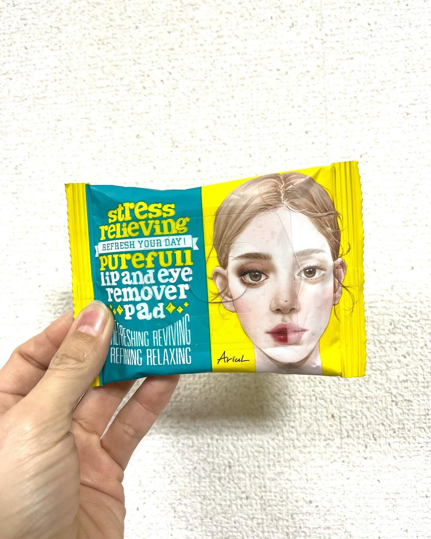 シャンティ on LIPS 「\旅行のお供にオススメ/\濃いメイクも拭き取れる/\ビューティ..」(1枚目)