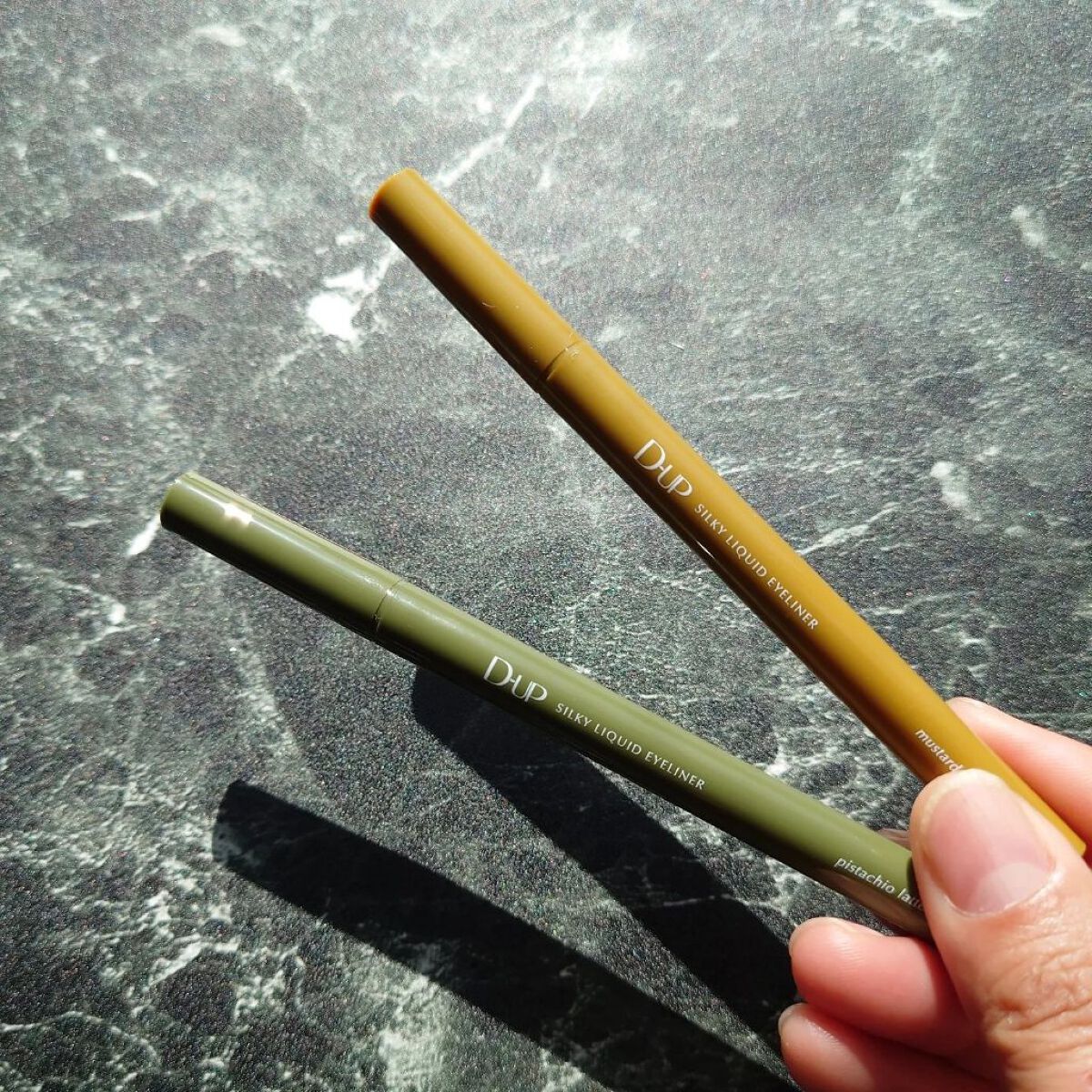 シルキーリキッドアイライナーWP/D-UP/リキッドアイライナーを使ったクチコミ（1枚目）
