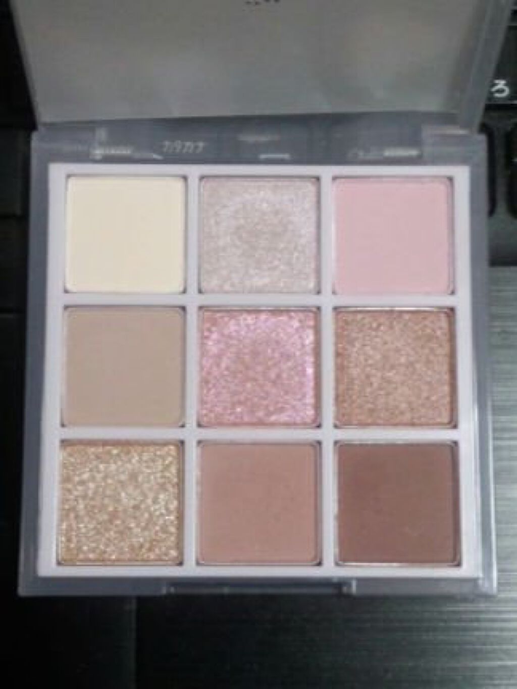 プレイカラーアイズ ≪ミルキーコレクション≫/ETUDE/アイシャドウパレットを使ったクチコミ(5枚目)