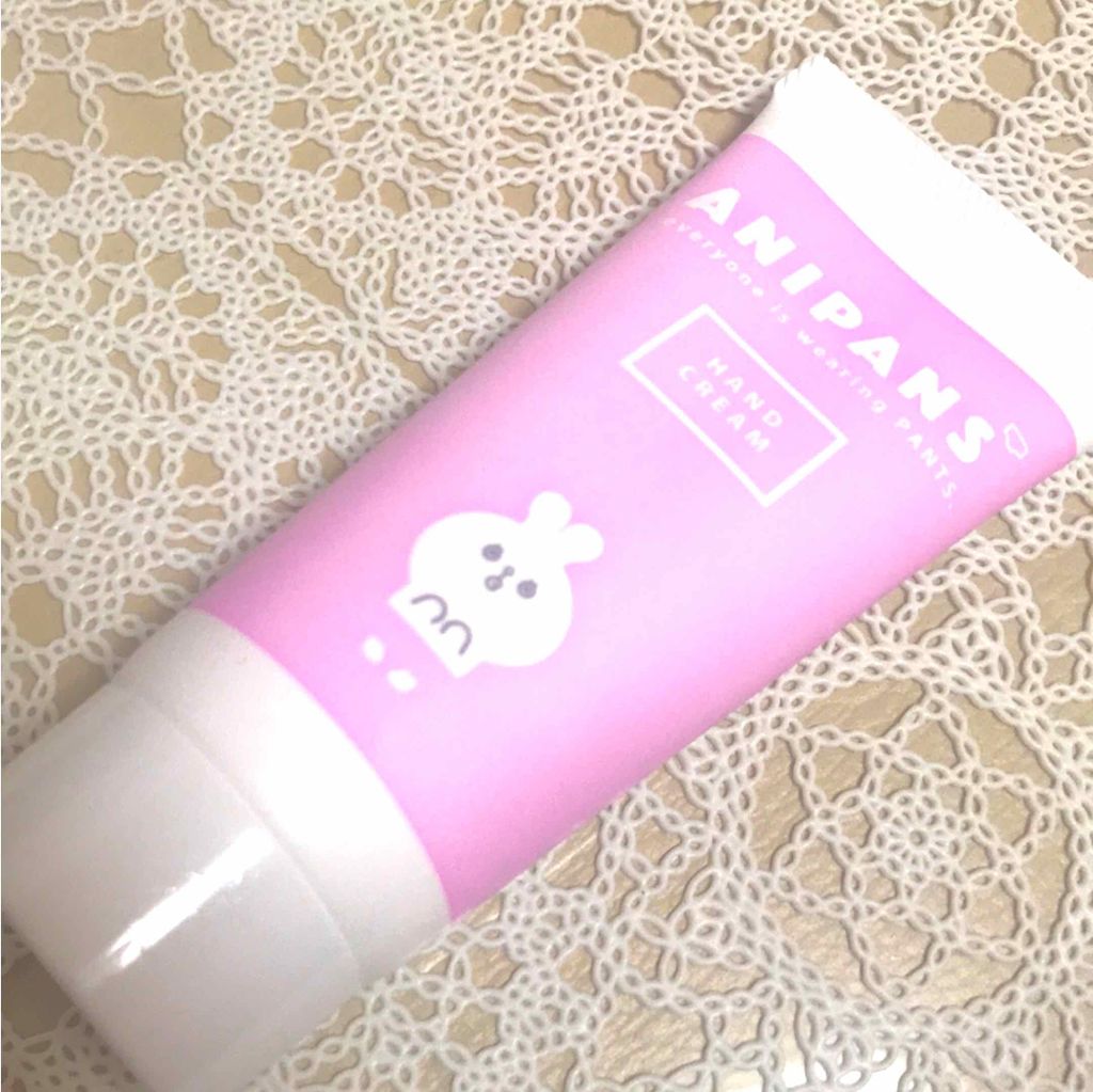 ガールズトレンド研究所 アロマハンドクリームD DAISO