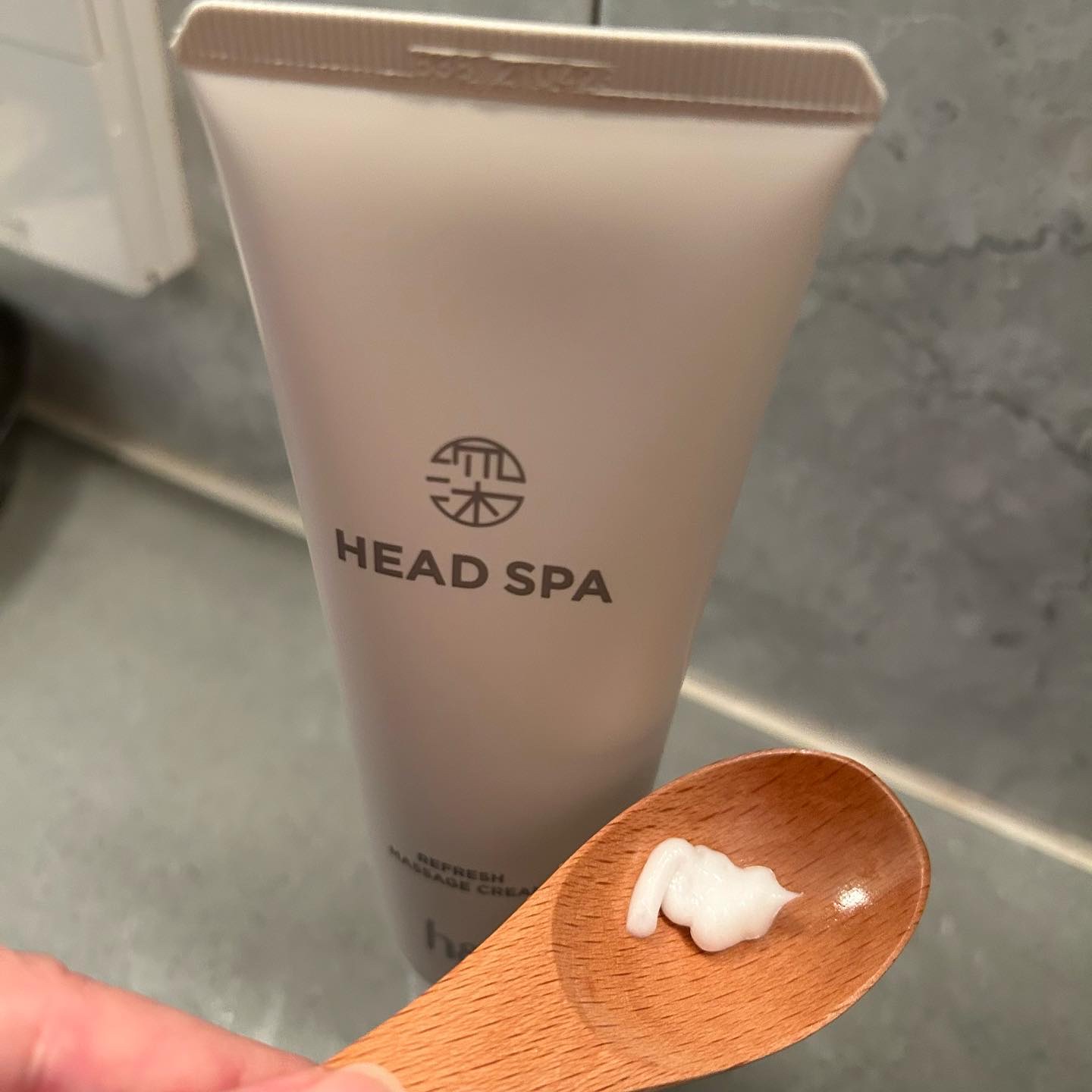 リフレッシュ マッサージクリーム/h&s/洗い流すヘアトリートメントを使ったクチコミ（2枚目）