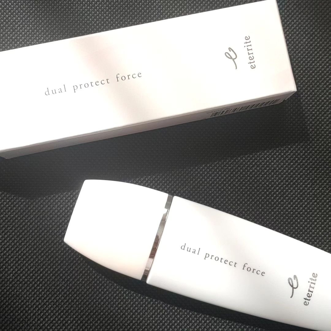 エタリテ デュアル プロテクト フォース50NC/シャルレ/日焼け止めミルクを使ったクチコミ（1枚目）