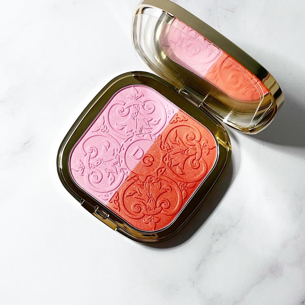 ソーラーグロウ イルミネーティングパウダー デュオ/DOLCE&GABBANA BEAUTY/ハイライトを使ったクチコミ（1枚目）