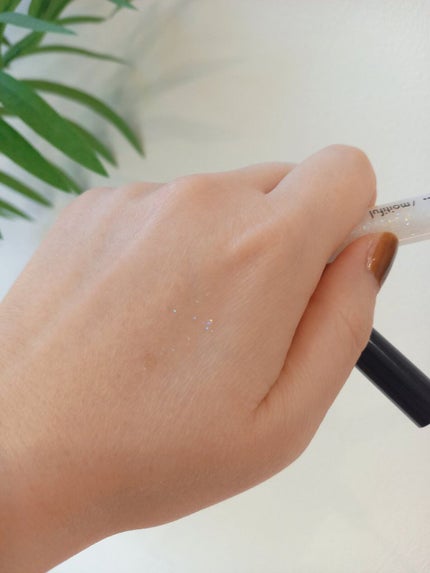 グリッターライナー(MFLリキッドアイシャドウ)/DAISO/ジェルアイライナーを使ったクチコミ(2枚目)