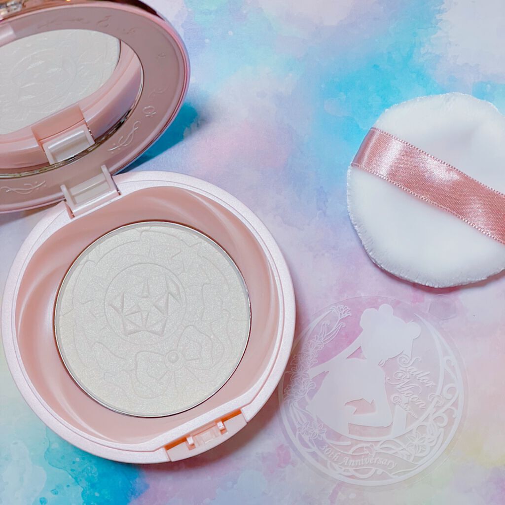 シャイニングムーンパウダー2020 Limited Edition/ミラクルロマンス/プレストパウダーを使ったクチコミ(3枚目)