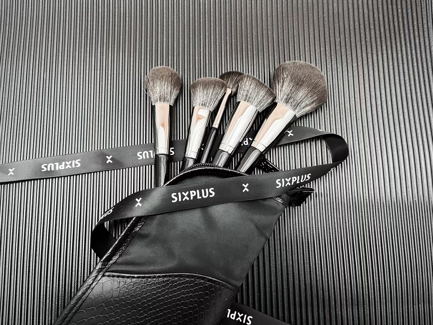 SIXPLUS メイクブラシ11本セット Masterシリーズ/SIXPLUS/メイクブラシを使ったクチコミ(1枚目)