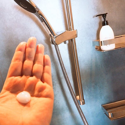 mcgroupakiko on LIPS 「就職活動の時、裸眼0.1が必須条件の職種だったため、必死に通っ..」(6枚目)