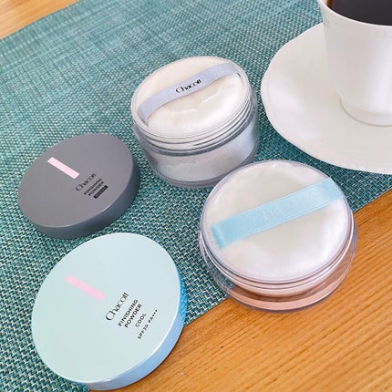 フィニッシングUVパウダー クール/チャコット・コスメティクス/ルースパウダーを使ったクチコミ(4枚目)