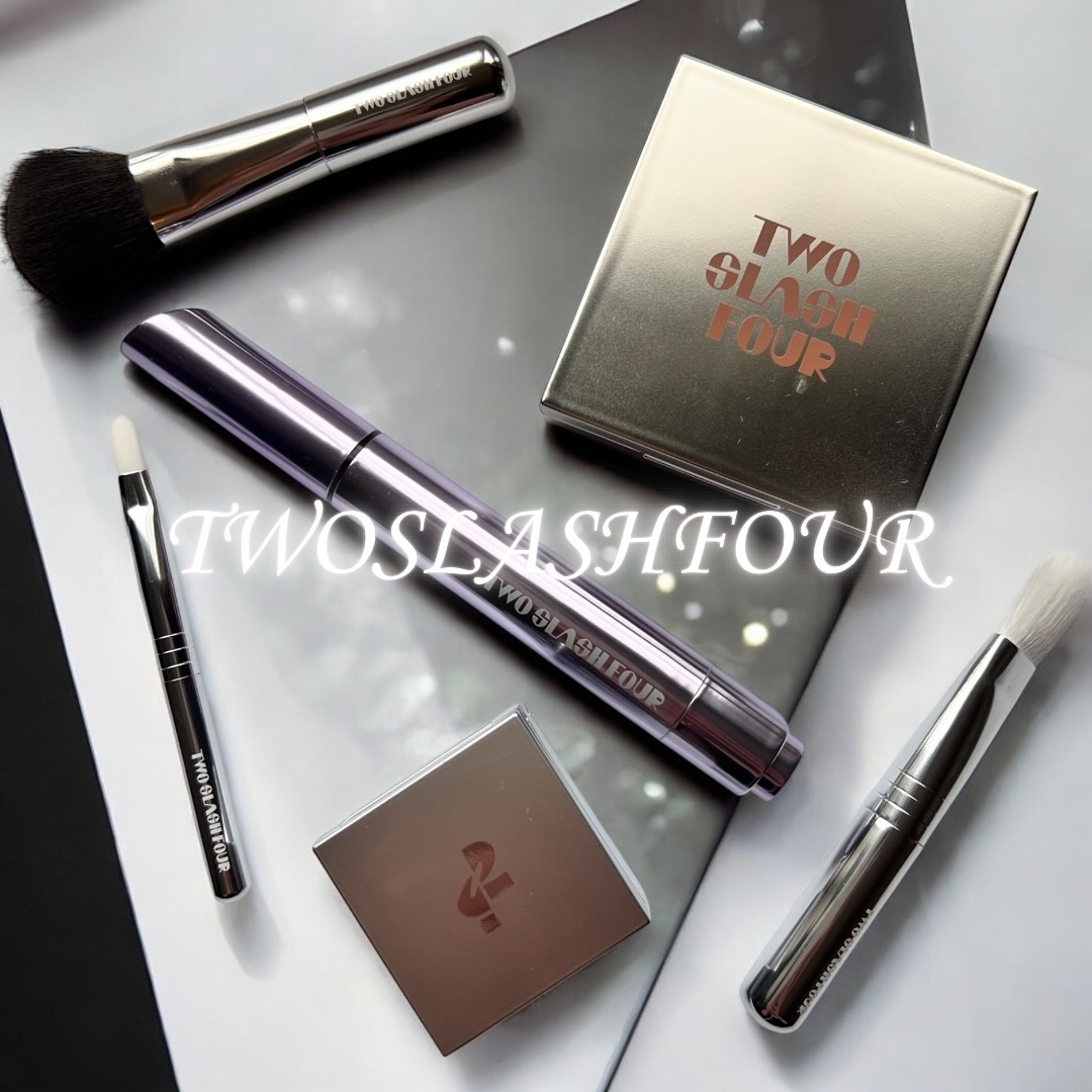 ストロビングフェイスキューブ/TWO SLASH FOUR/ハイライトを使ったクチコミ（1枚目）