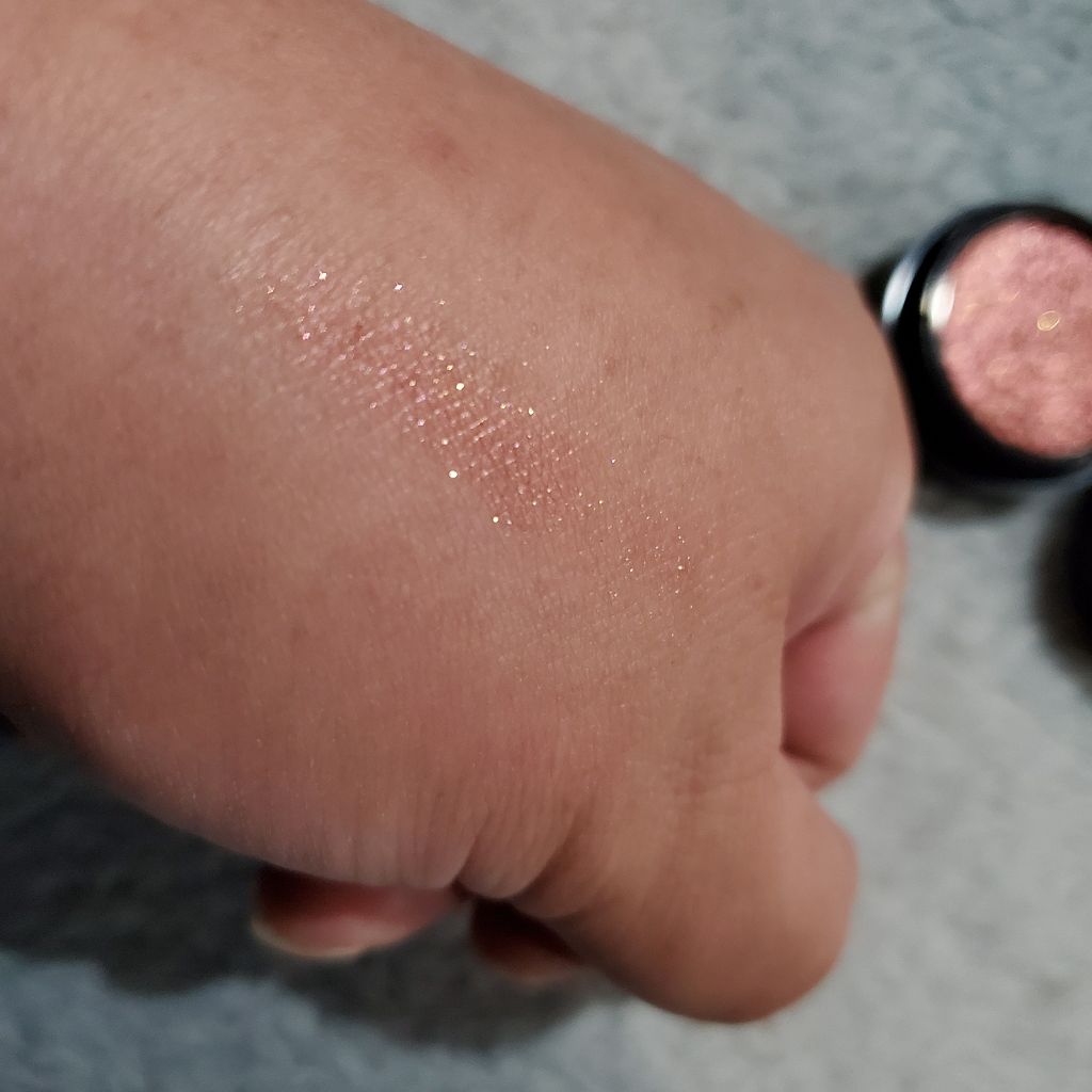 セルフィーフィックスピグメント/Witch's Pouch/単色アイシャドウを使ったクチコミ(4枚目)