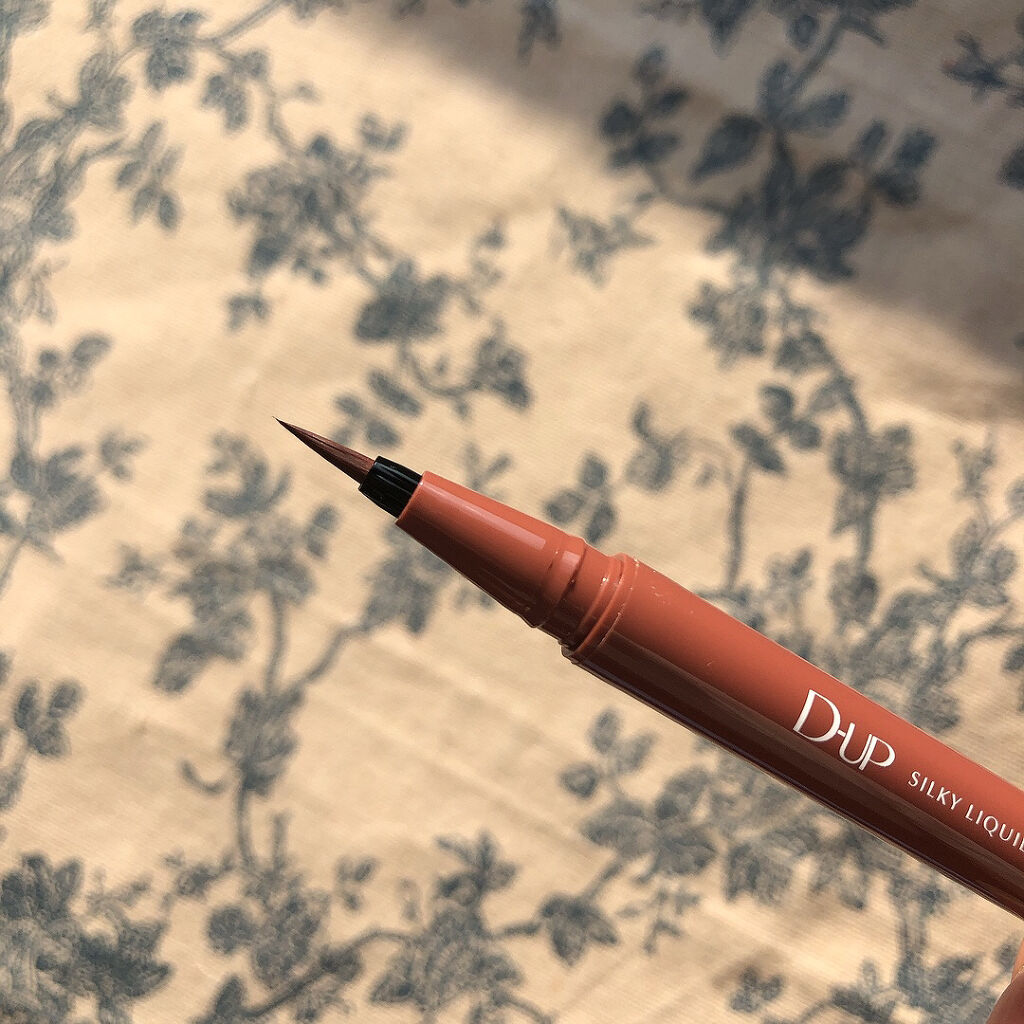 シルキーリキッドアイライナーWP/D-UP/リキッドアイライナーを使ったクチコミ（3枚目）