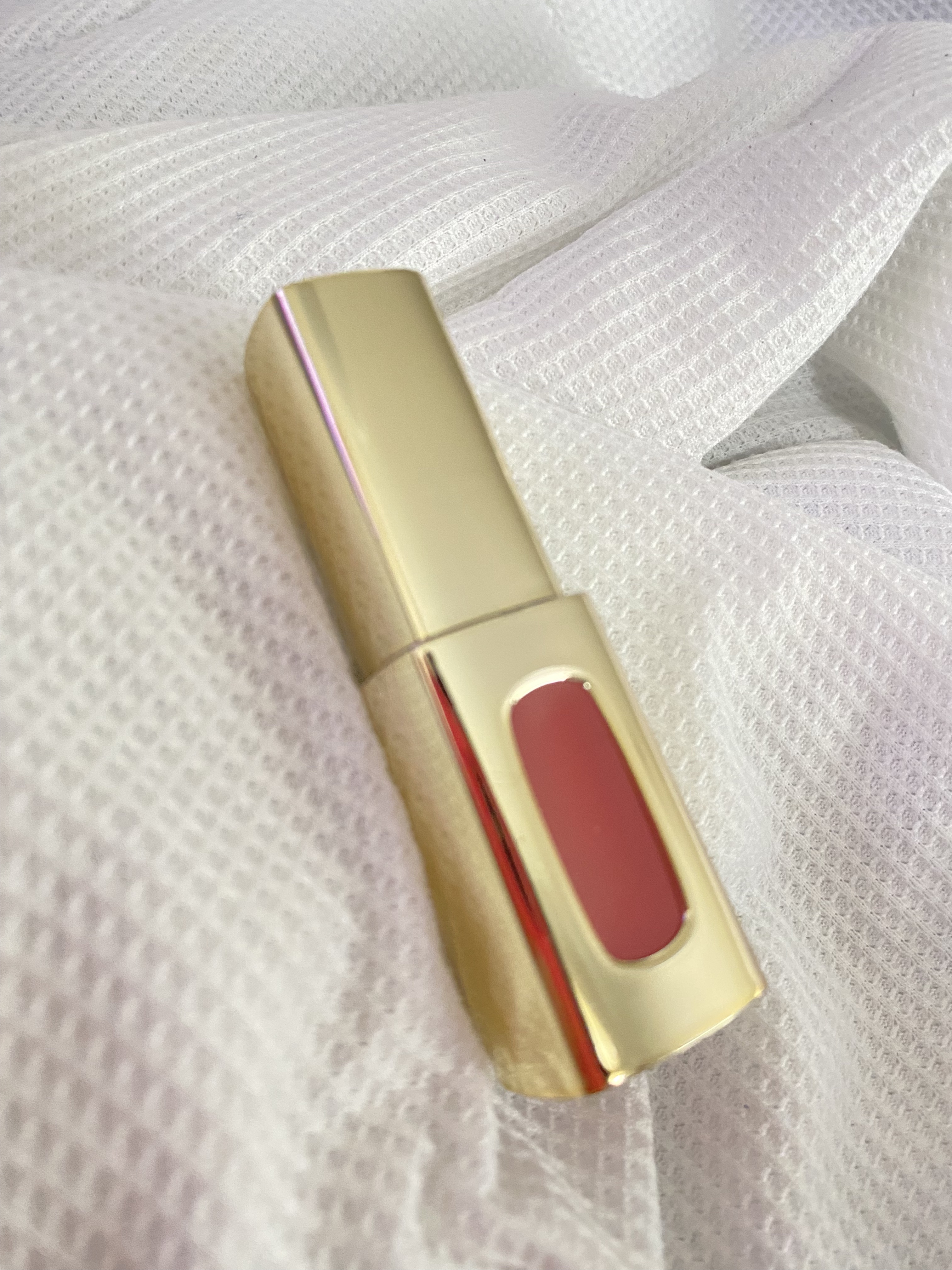 エクストラ オーディナリールージュ/ロレアル パリ/口紅を使ったクチコミ（1枚目）