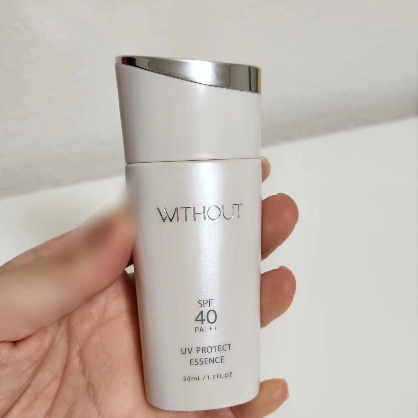 ウィズアウト UVプロテクト エッセンス/WITHOUT/日焼け止めローションを使ったクチコミ(5枚目)
