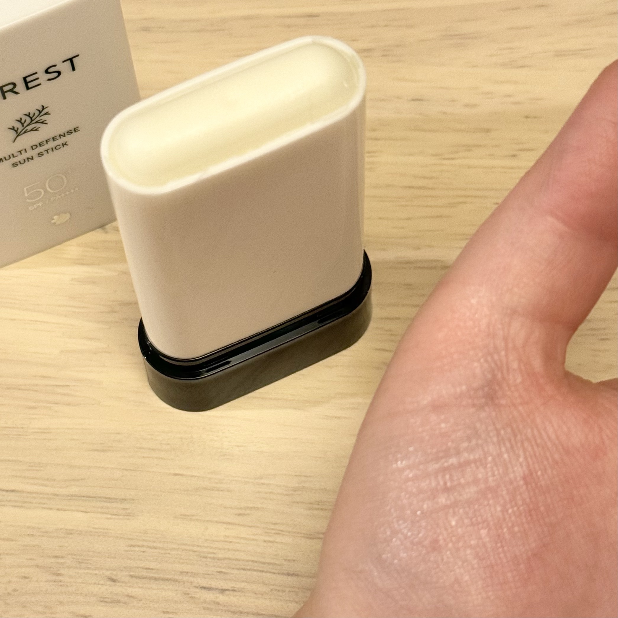 マルチディフェンスUVスティック/FoRest by Greenfinger/日焼け止めスティックを使ったクチコミ（2枚目）