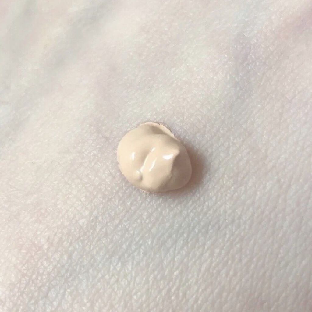 レソンシエル 00C ポーセリン クール/GUERLAIN/リキッドファンデーションを使ったクチコミ（2枚目）