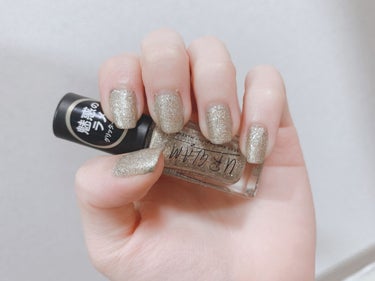 UR GLAM　COLOR NAIL SELECTION GD1＜グリッターカラー＞/U R GLAM/マニキュアを使ったクチコミ（3枚目）