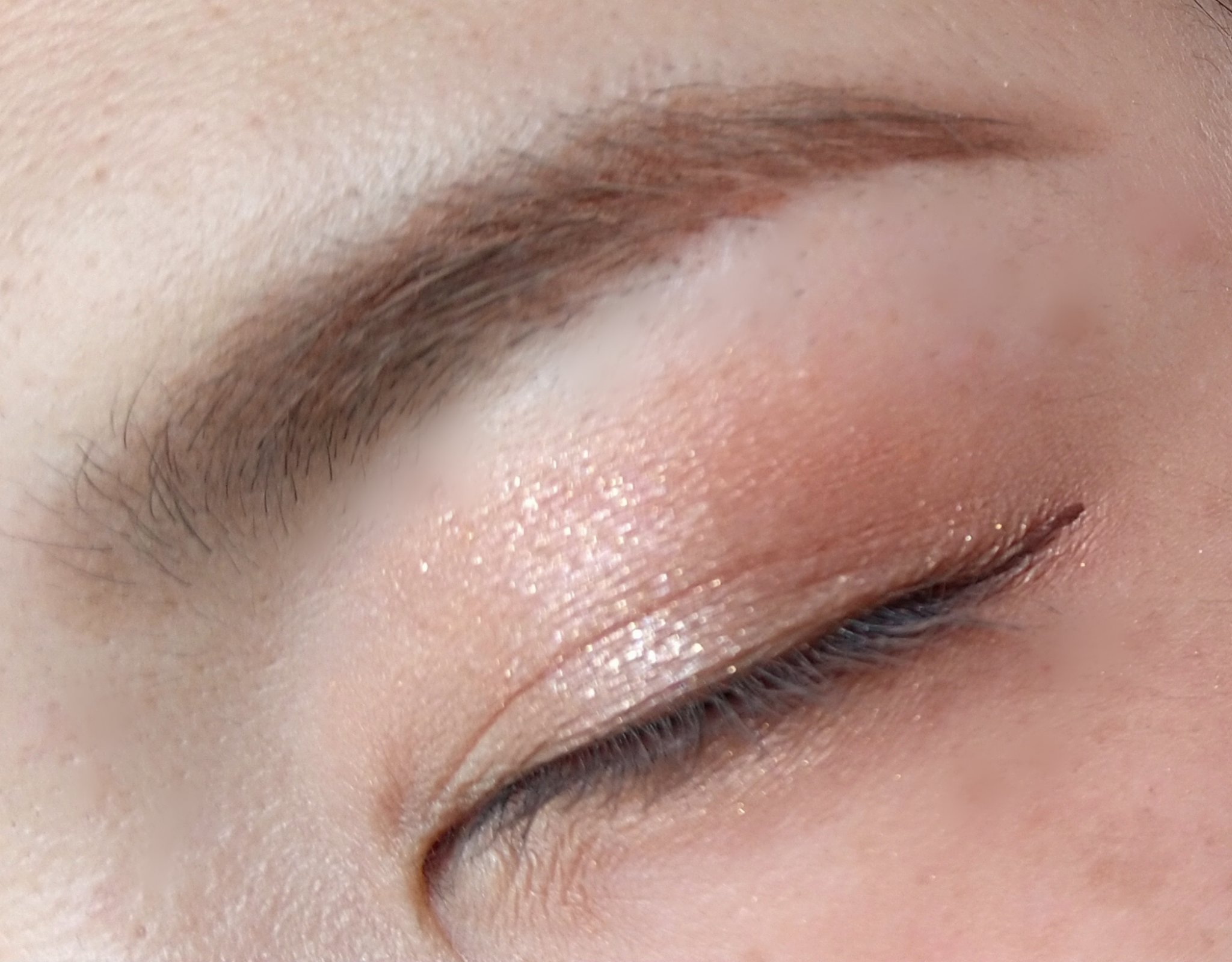 ダズルシャドウ リキッド/M・A・C/リキッドアイシャドウを使ったクチコミ（3枚目）