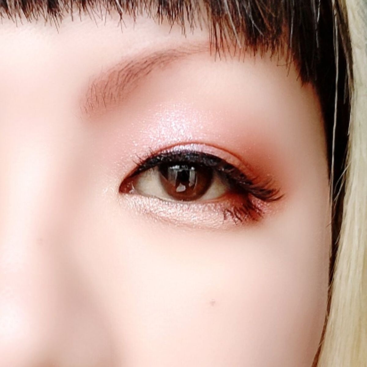 バレンタインボックスミニ/VAVI MELLO/アイシャドウパレットを使ったクチコミ(5枚目)