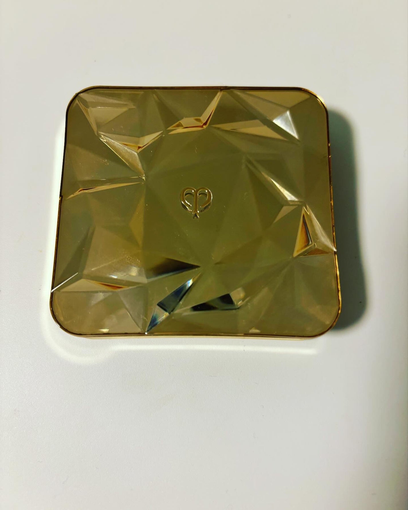 ル・レオスールデクラ /クレ・ド・ポー ボーテ/パウダーハイライトを使ったクチコミ(2枚目)