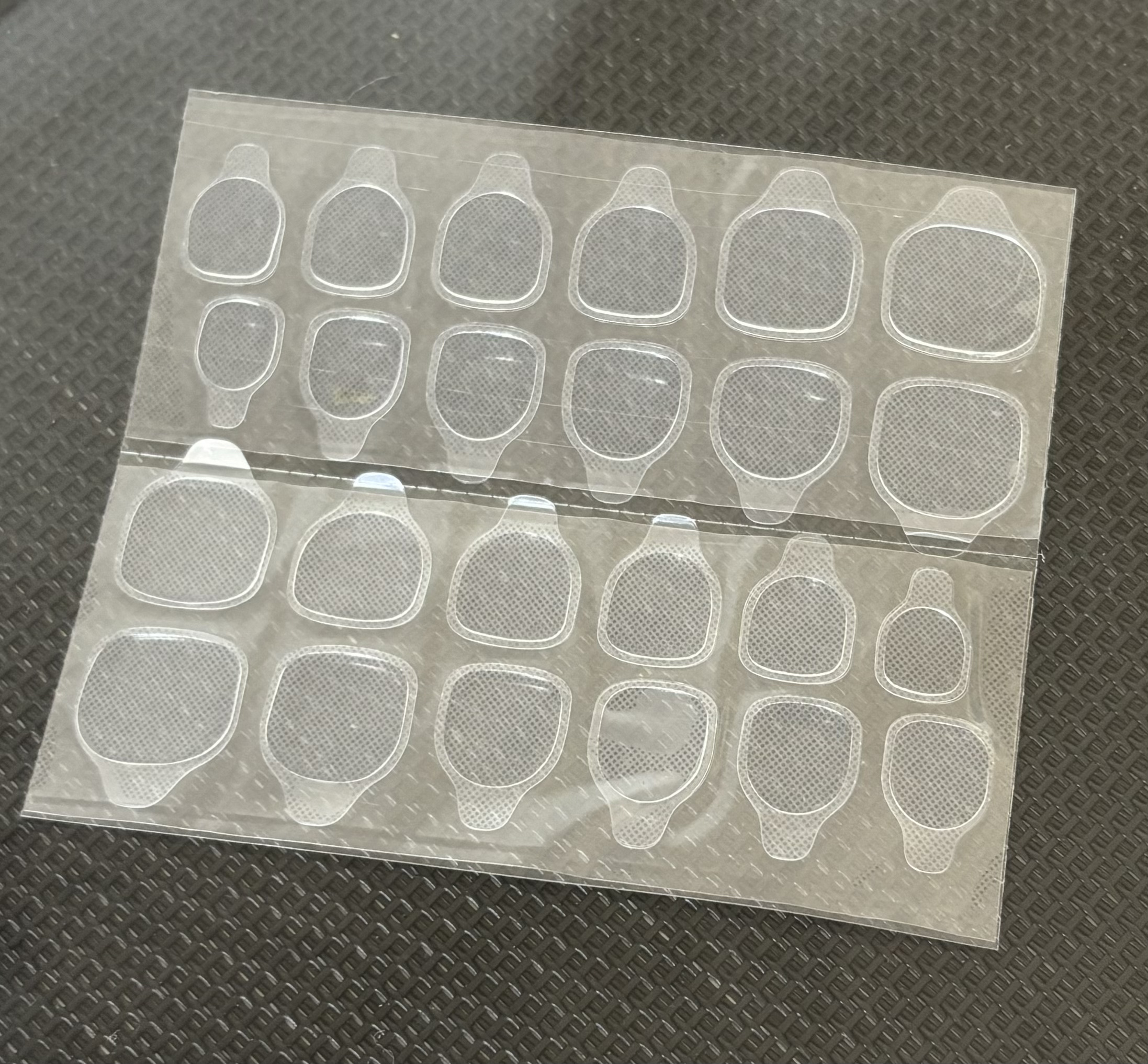 ネイルチップ用両面テープ/DAISO/ネイル用品を使ったクチコミ（3枚目）