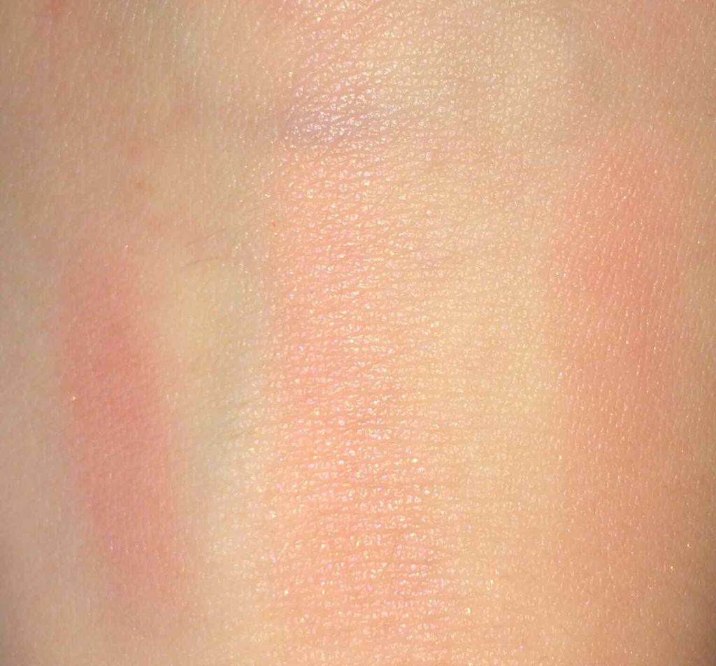 シアトーンブラッシュ/M・A・C/パウダーチークを使ったクチコミ（2枚目）