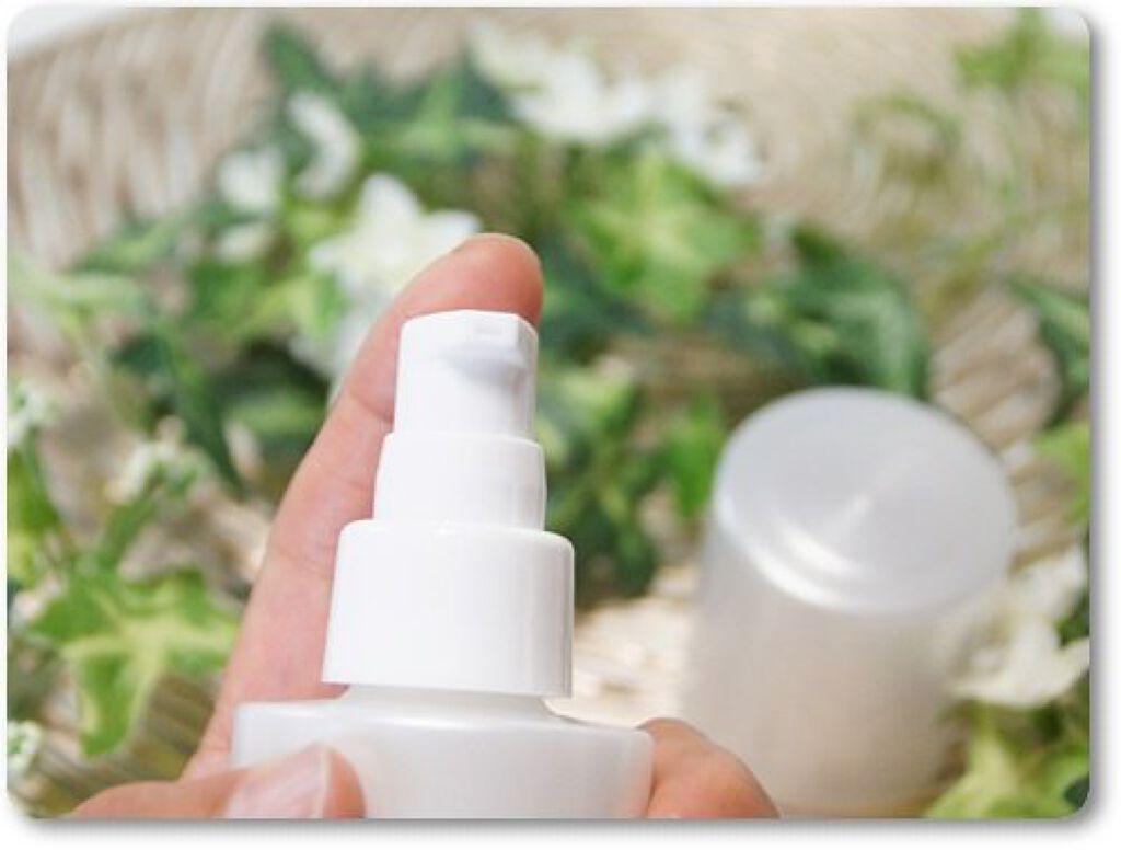 スキンケールド ファーストクリアライズミルクのクチコミ「ケールの恵みをお肌に届けるスキンケアブランド
Skinkalede(スキンケールド)さんの
フ.....」（3枚目）