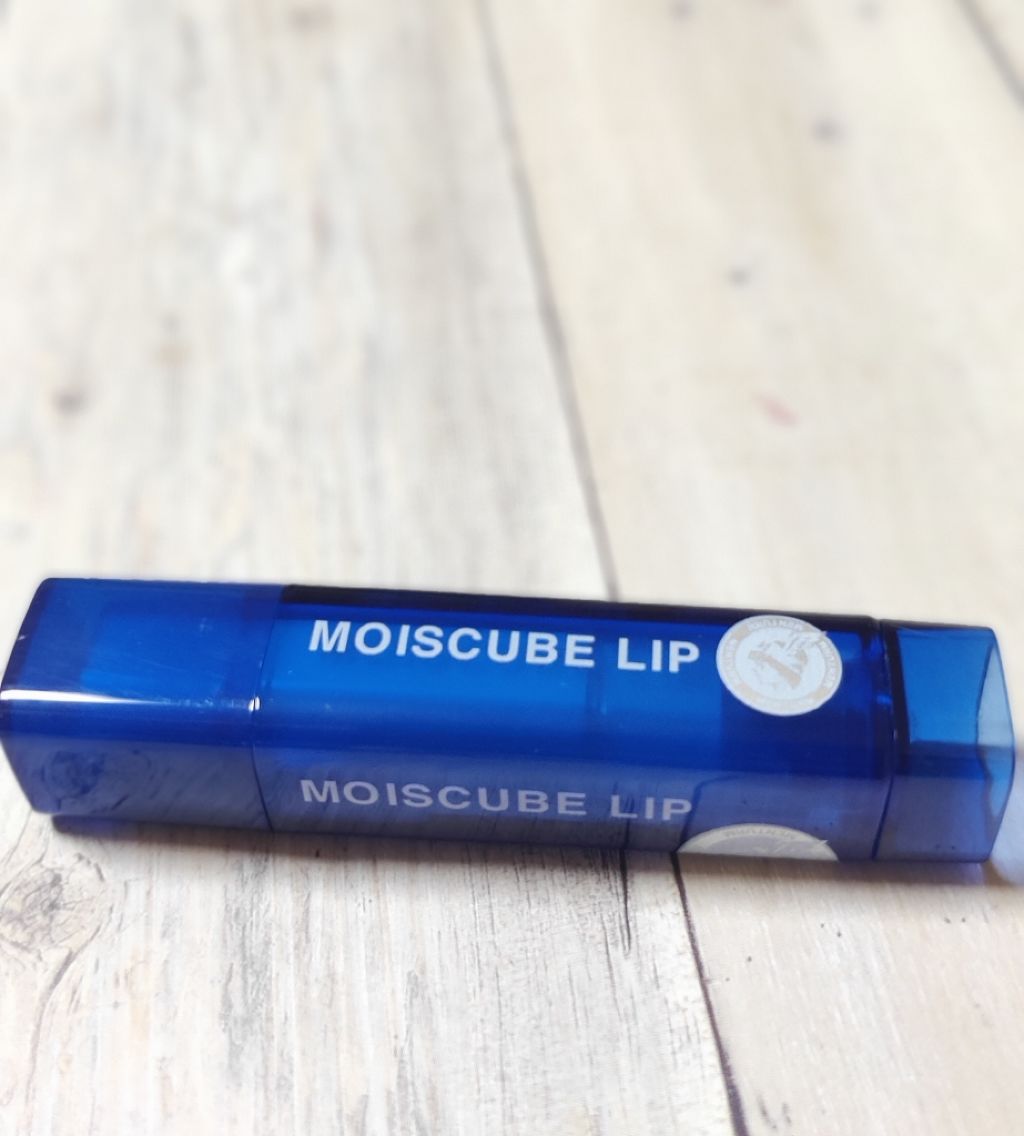 モイスキューブリップ 無香料N/メンターム/リップクリームを使ったクチコミ(2枚目)