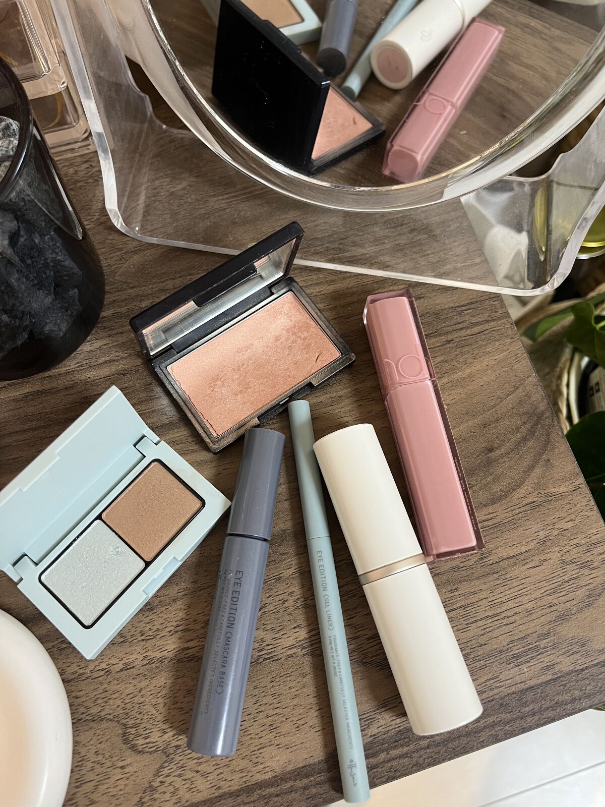 トゥルーディメンションラディアンスバーム/hince/スティックハイライトを使ったクチコミ（1枚目）