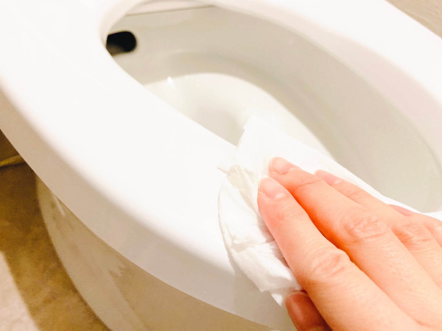 Atsude 流せる!超厚手やわらかシート/AIRFRIC/ティッシュを使ったクチコミ(8枚目)