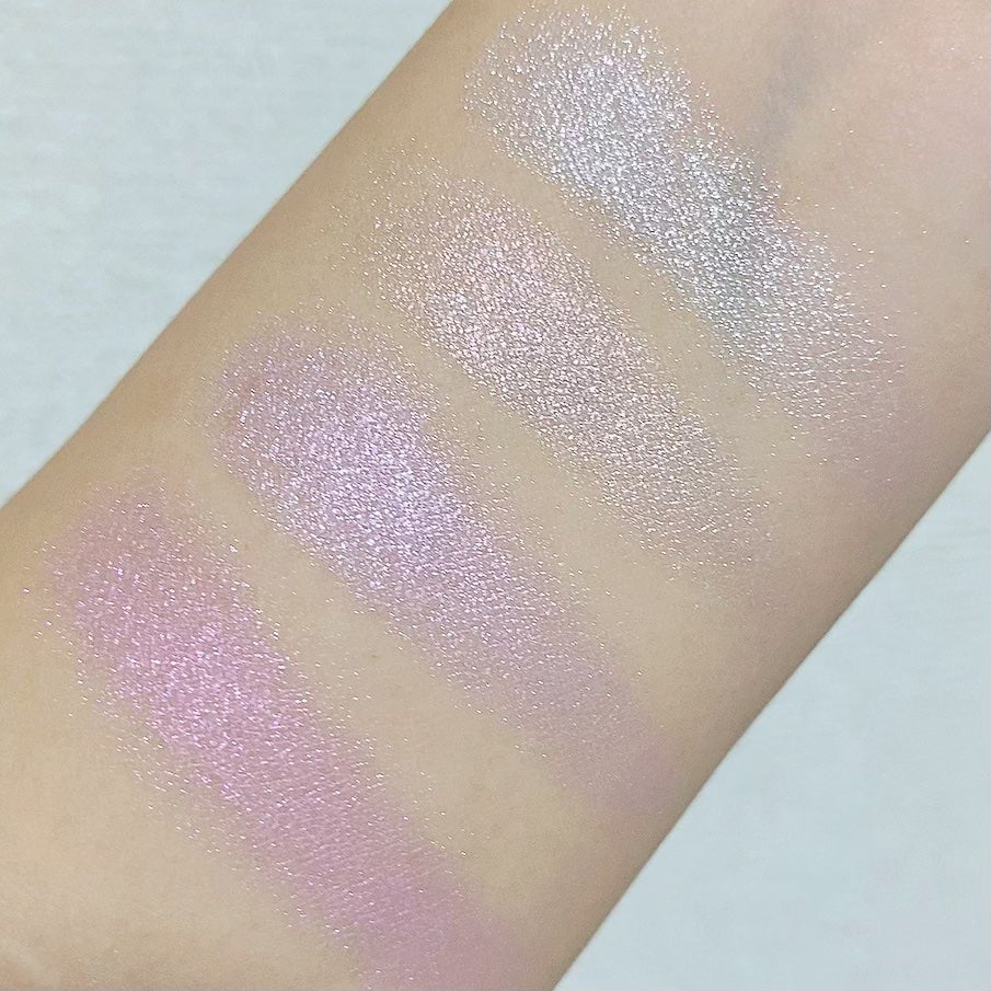 グロウコントゥアリングハイライターパレット/wakemake/パウダーハイライトを使ったクチコミ(4枚目)