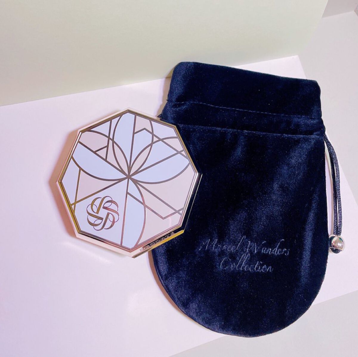 マルセル ワンダース コレクション コスメデコルテ フェイスパウダー XII/DECORTÉ/プレストパウダーを使ったクチコミ(3枚目)