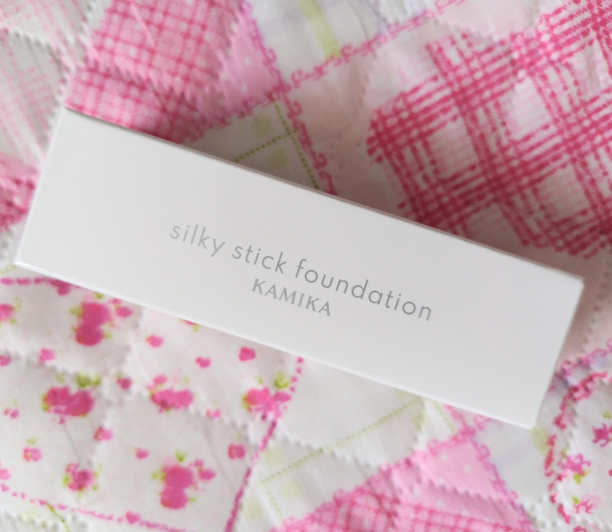 シルキースティックファンデーション/KAMIKA/その他ファンデーションを使ったクチコミ（1枚目）