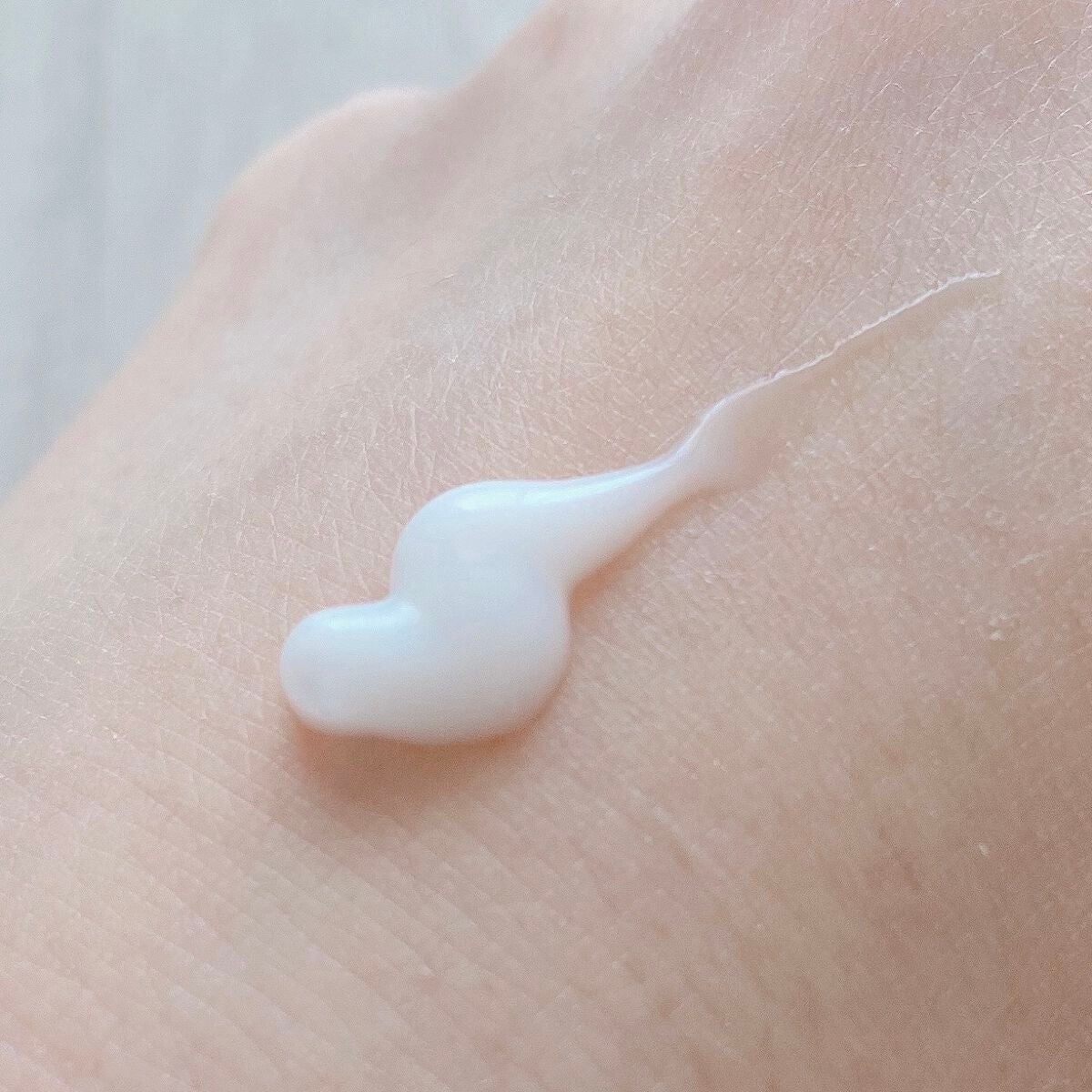 ビタレチノールセラム/TIRTIR(ティルティル)/美容液を使ったクチコミ(4枚目)