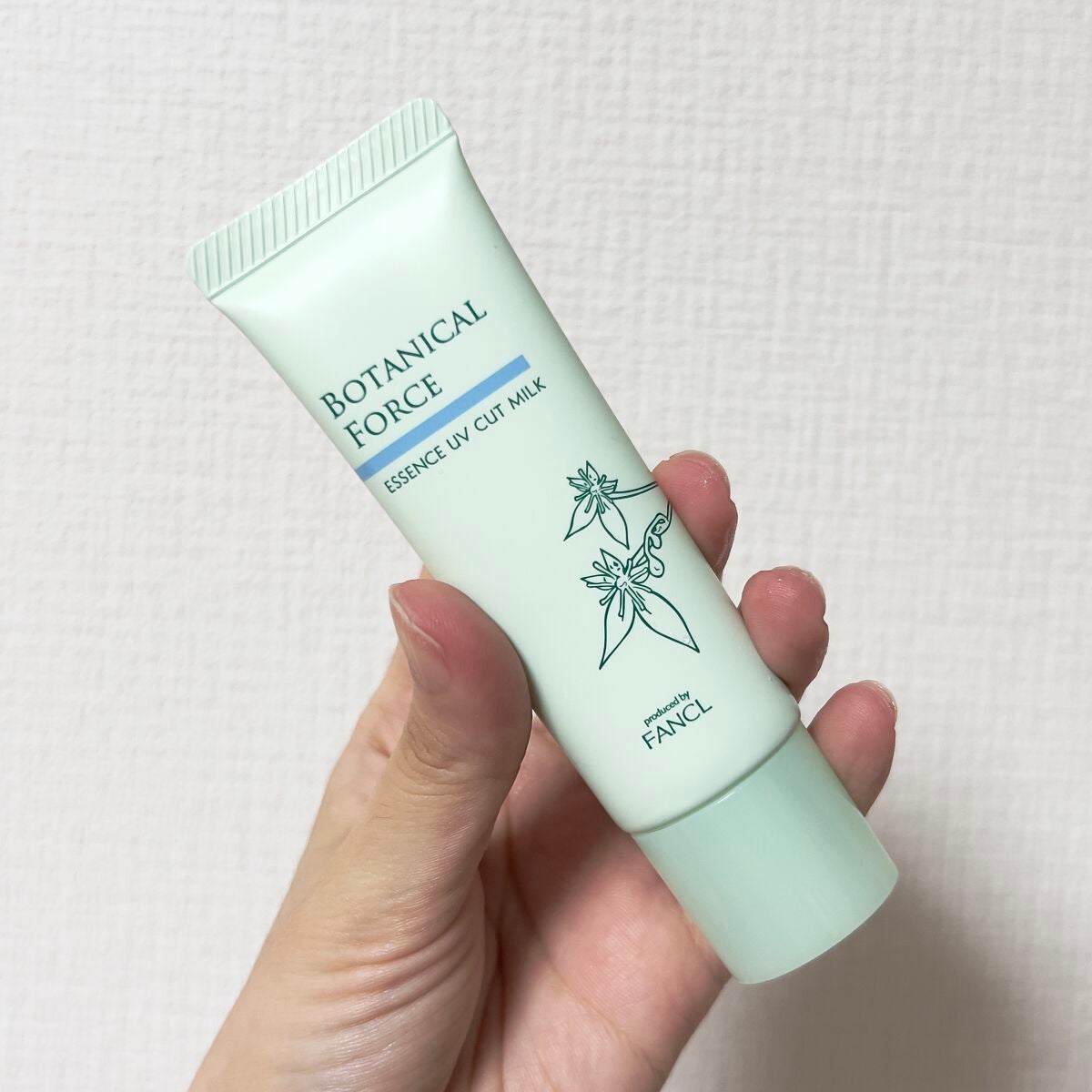 つやつやトーンアップUV/ボタニカルフォース/化粧下地を使ったクチコミ(3枚目)