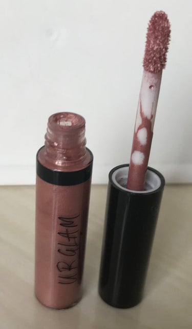 UR GLAM　LIQUID EYESHADOW/U R GLAM/リキッドアイシャドウを使ったクチコミ（2枚目）