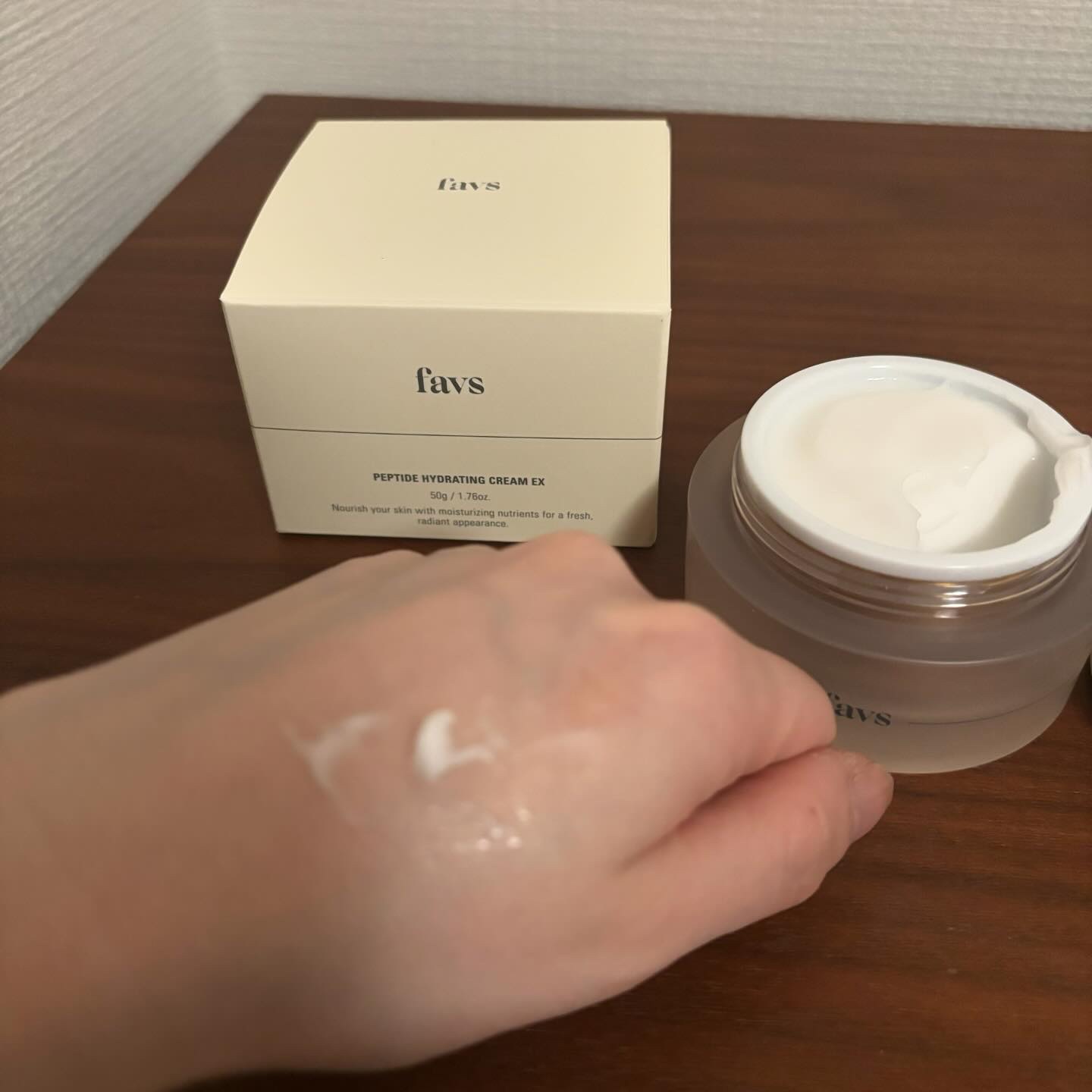 ペプチドハイドレーティングクリーム/favs/フェイスクリームを使ったクチコミ（2枚目）