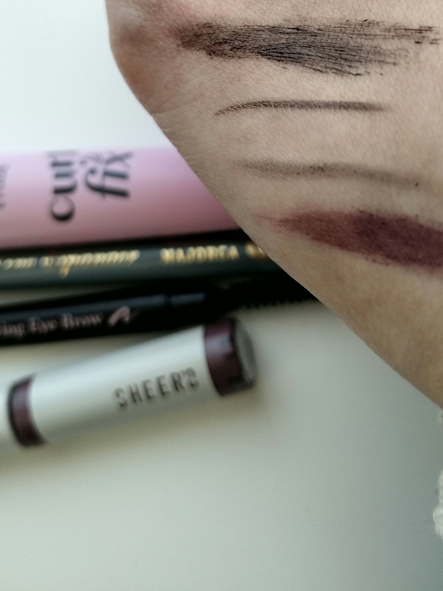 ドローイング アイブロウ ペンシル/ETUDE/アイブロウペンシルを使ったクチコミ（2枚目）