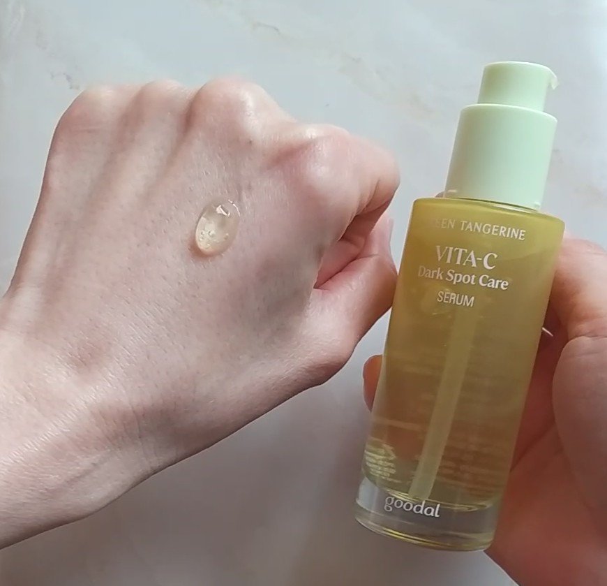 グリーンタンジェリン ビタC ダークスポットケアセラム/goodal/美容液を使ったクチコミ（3枚目）