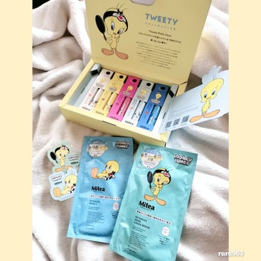 #PR

mitera organics × looney tunes コラボ✨ 

トゥイーティーコレクション全7アイテム発売されました✨

全5色のリップカラーは、
既存色に赤と黄色の限定ラメパール