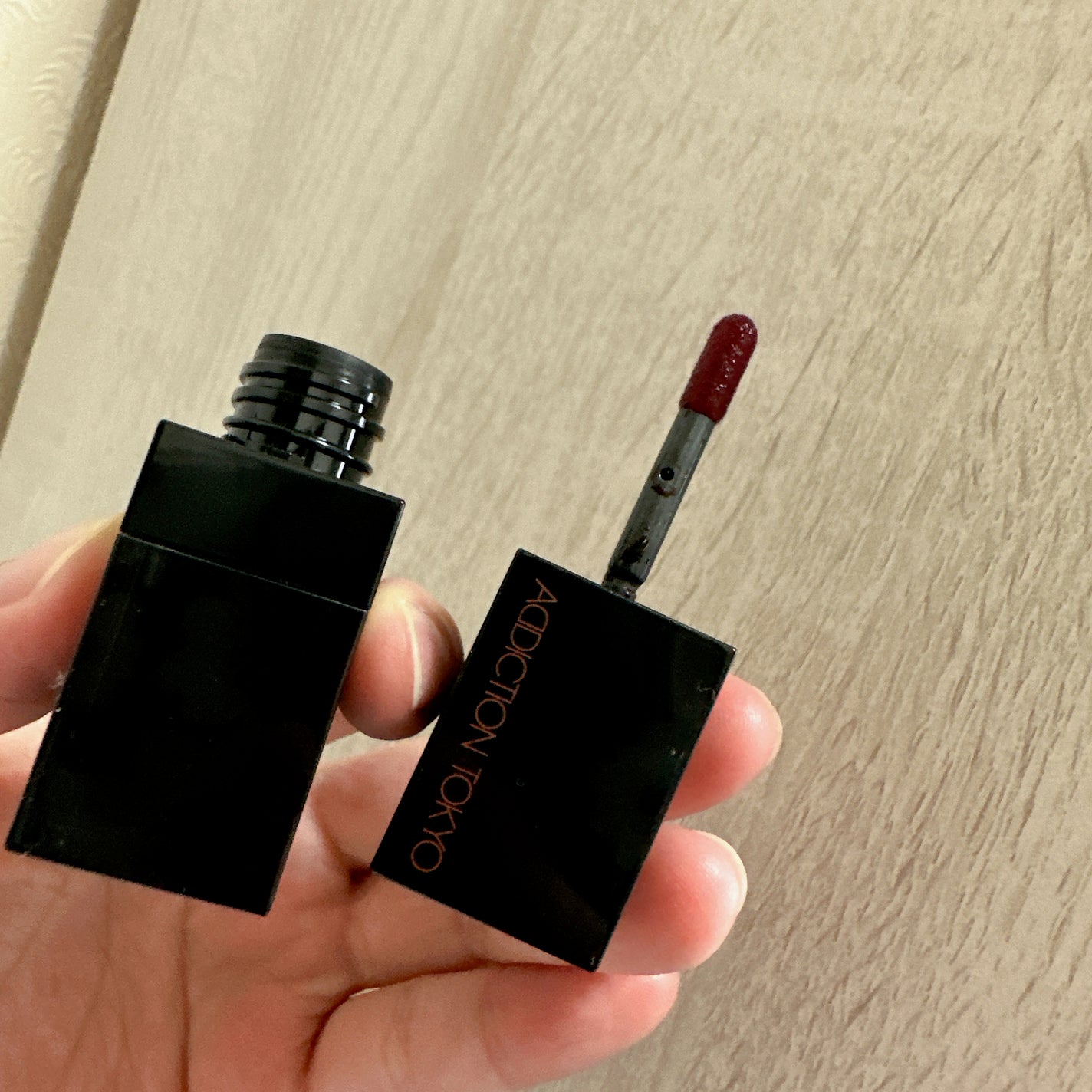 チーク ティント <ウォータリーチーク>/ADDICTION/リキッドチークを使ったクチコミ(3枚目)