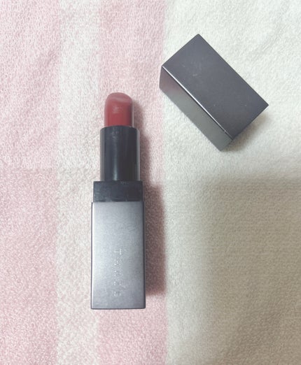 デアリングリィデミュアリップスティック/THREE/口紅を使ったクチコミ(2枚目)
